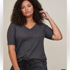 Torrid Favorite Tunic Waffle V-Neck Faux Button-Front Hilo Tee - Dark Gray